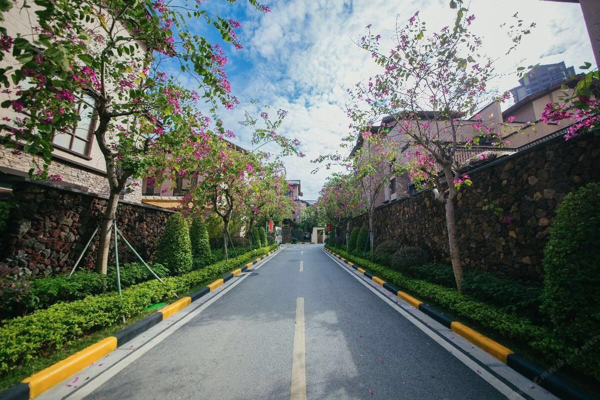 龙门趣墅保利锦里温泉度假别墅