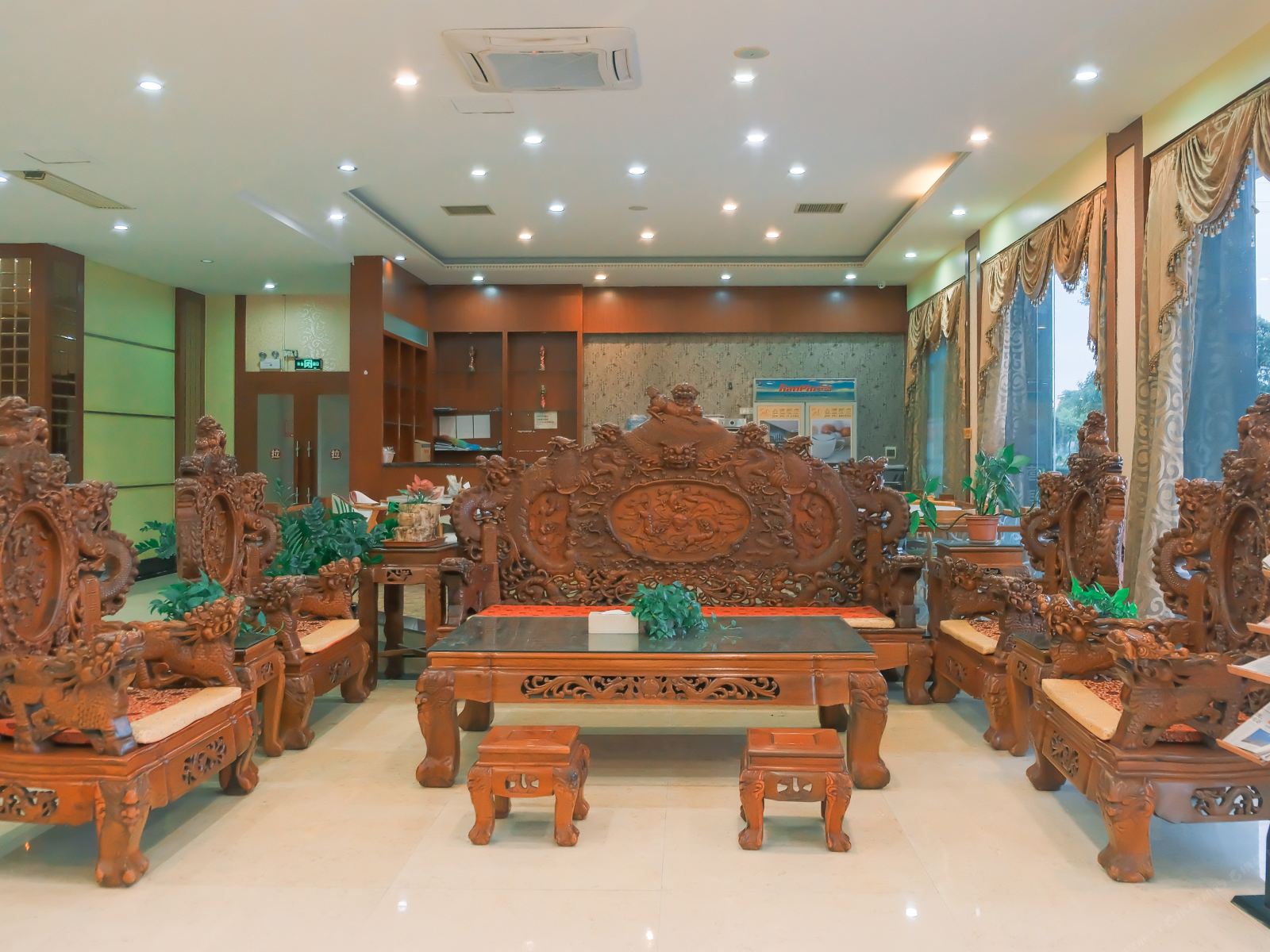 中山金圃酒店（南头站店）