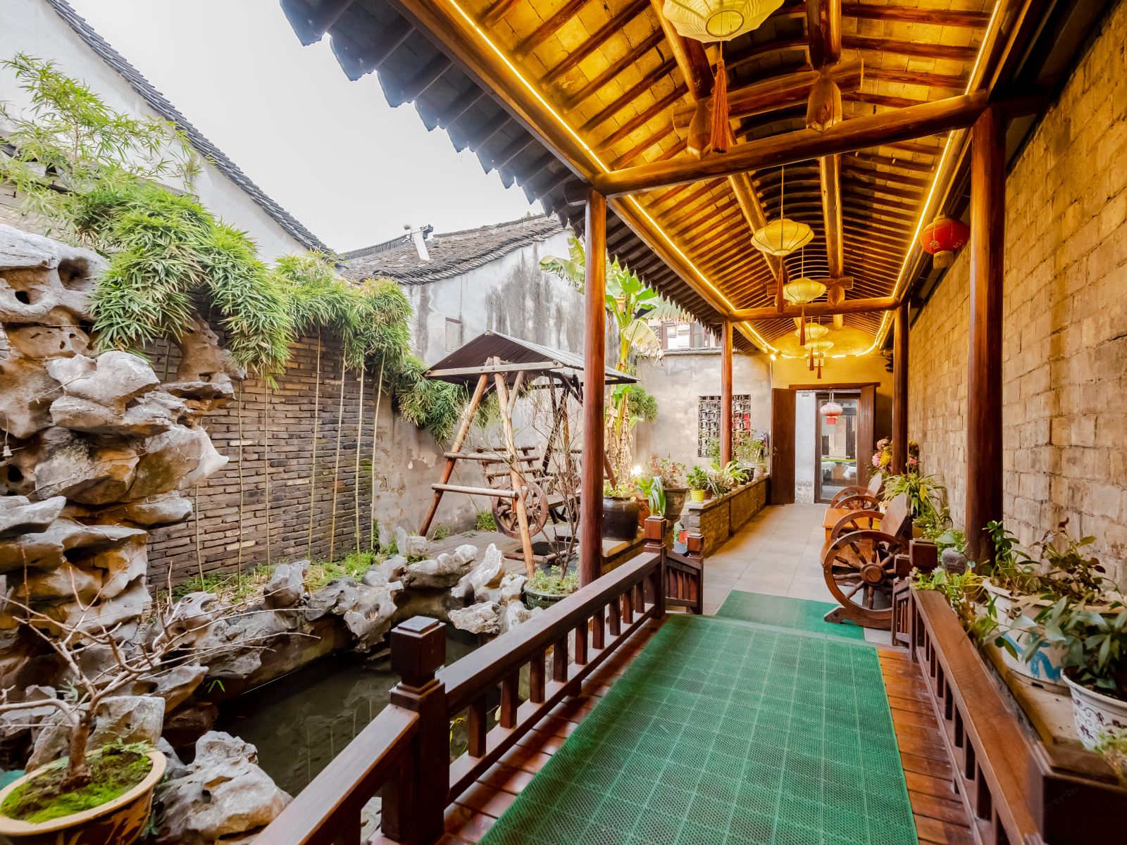 周庄启秀堂潇湘花苑客栈