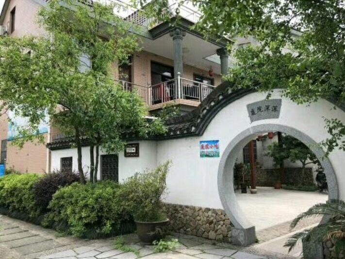 桐庐溪河民宿
