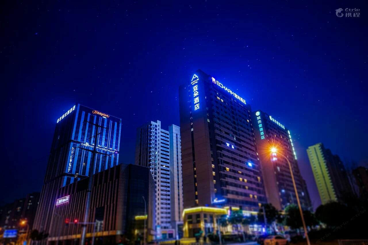 盛逸酒店(长沙高铁站西广场店)