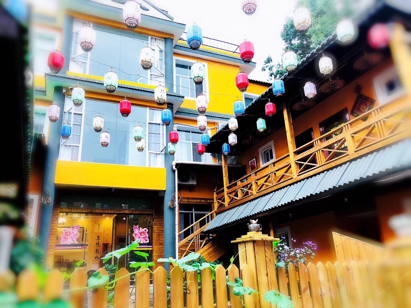 安宁悦莱居客栈