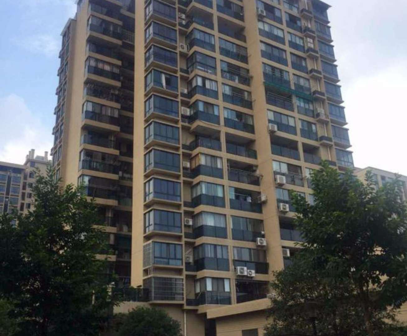 京江青年公寓(郑州北大学城店)