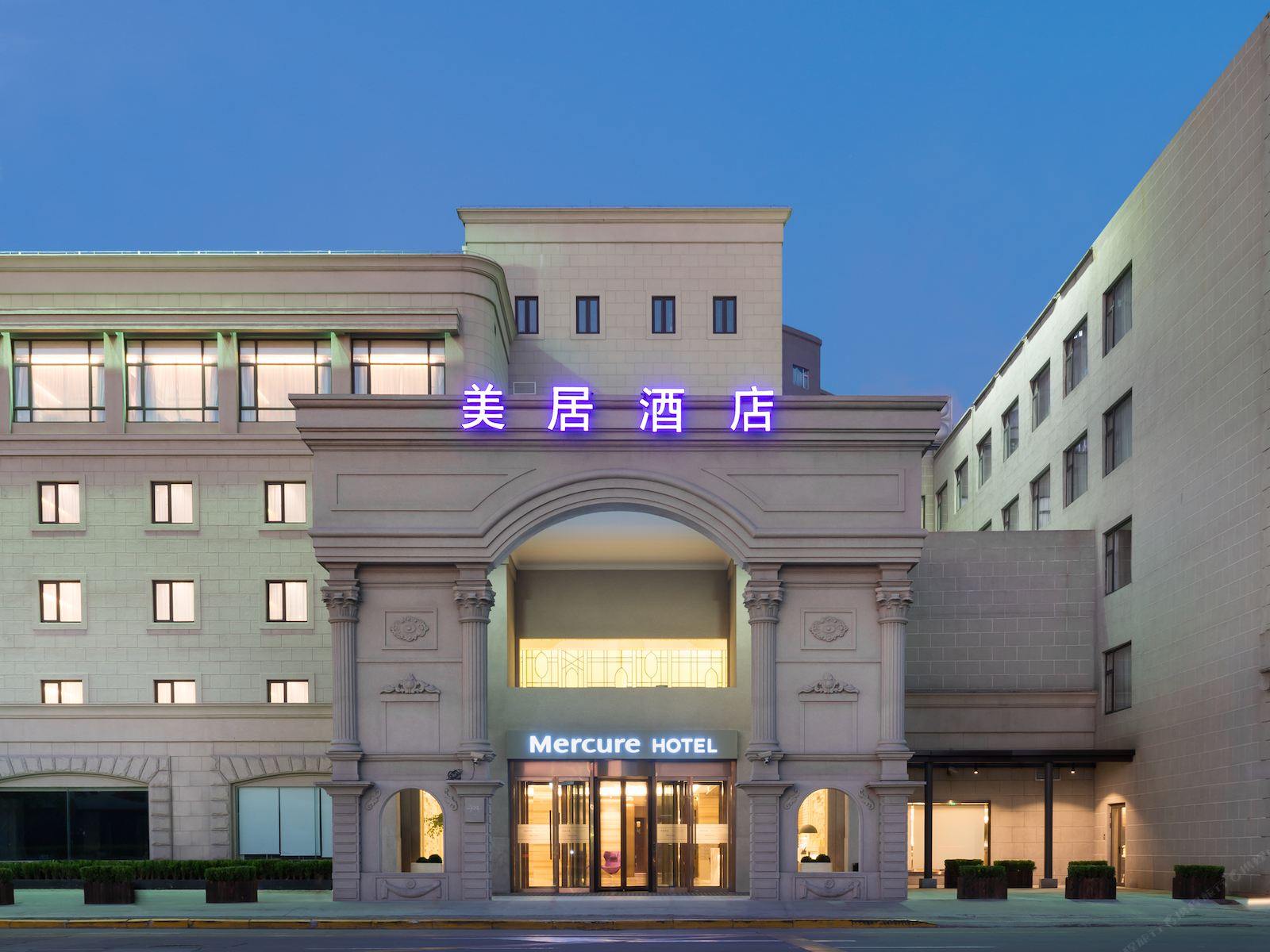 上海虹桥机场美居酒店