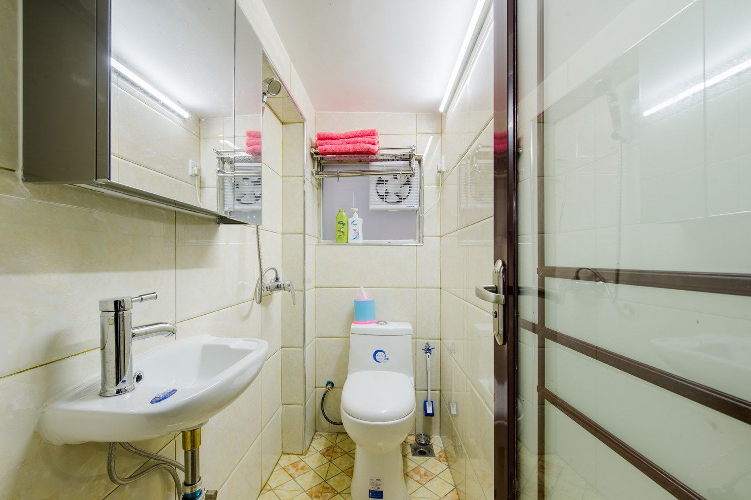 广州住玩万家公寓(5号店)