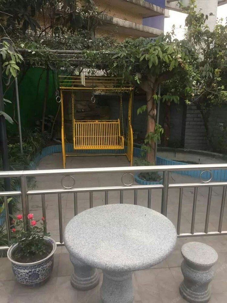 重庆燕子民宿ABC