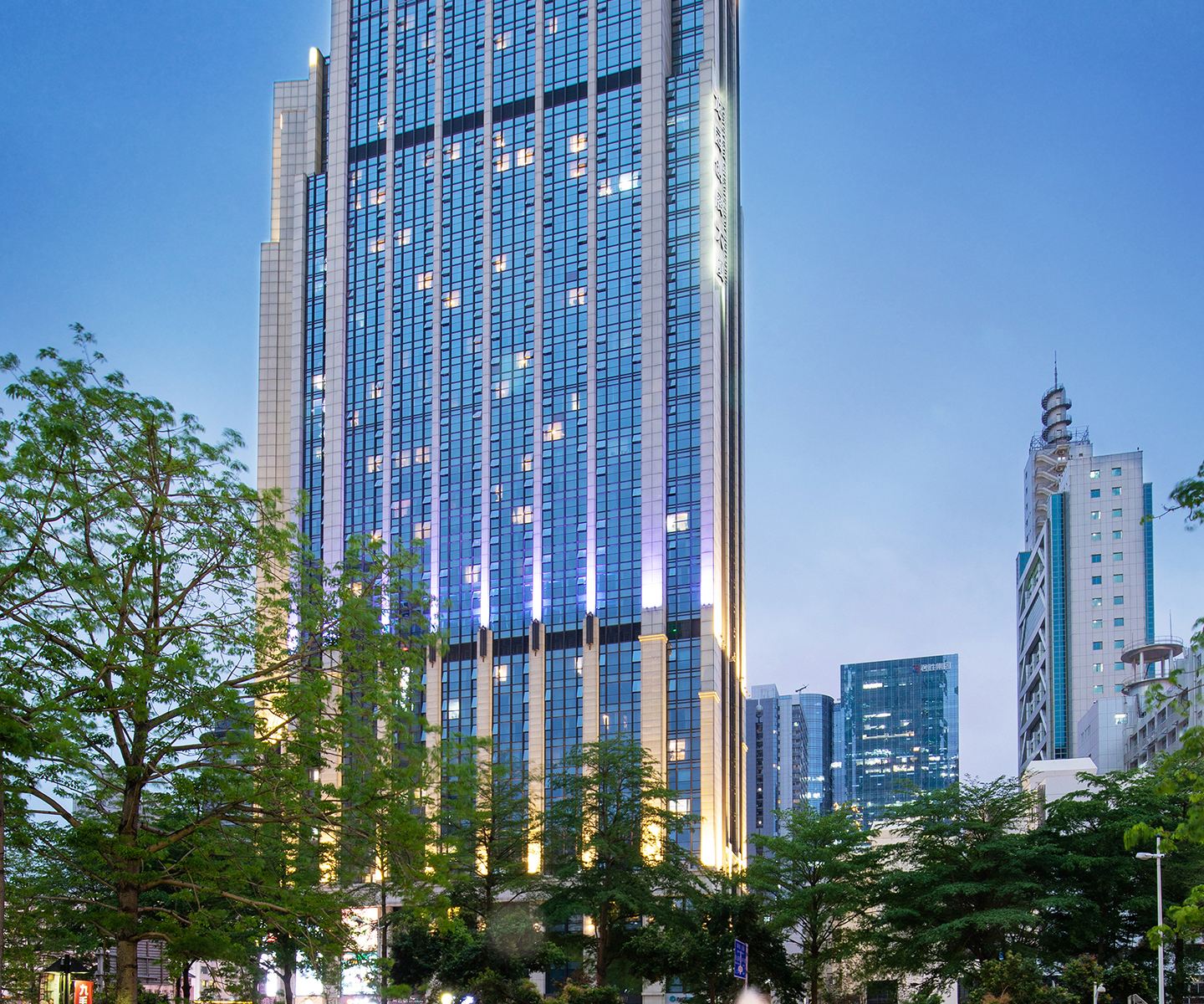 威尔士国际公寓(深圳福田大剧院店)