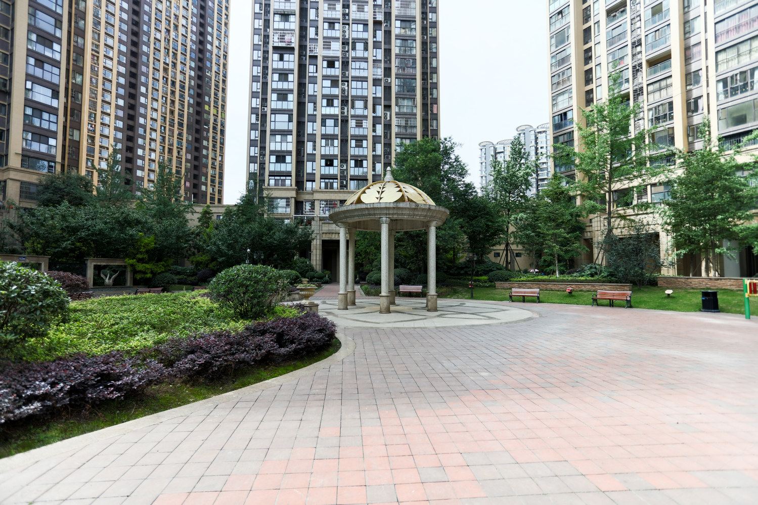 成都小酒窝客栈(府青路东街店)