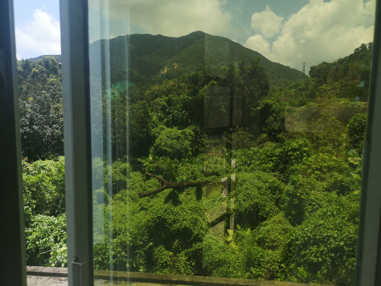深圳小白的小房子度假别墅(13号店)