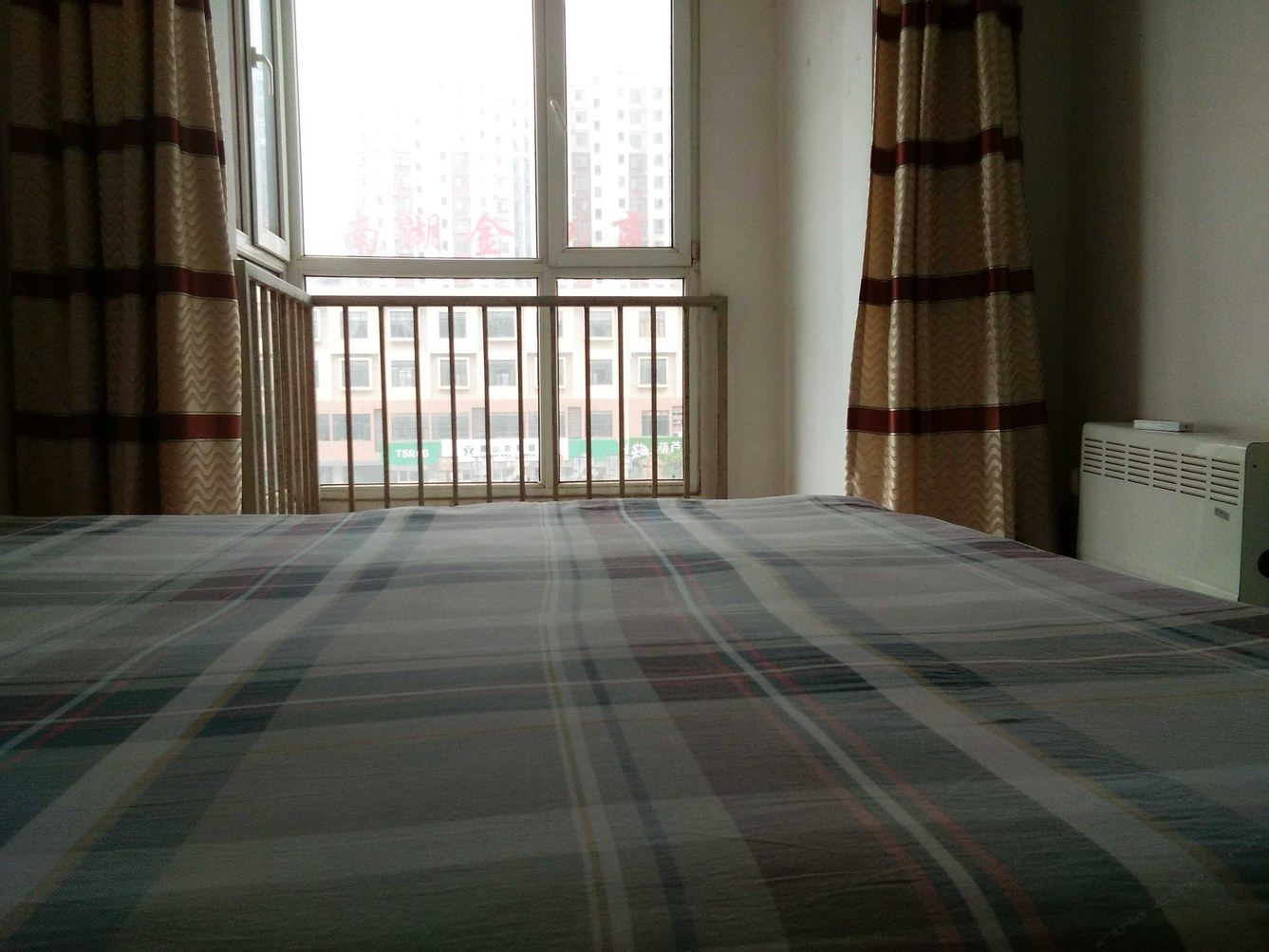唐山情缘南湖日租公寓(2号店)