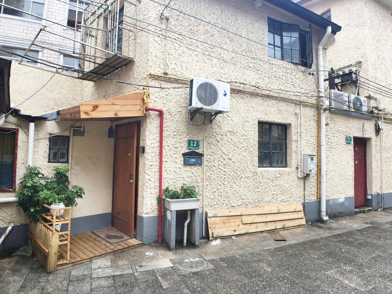 上海紫旋之家特色民宿(12号店)