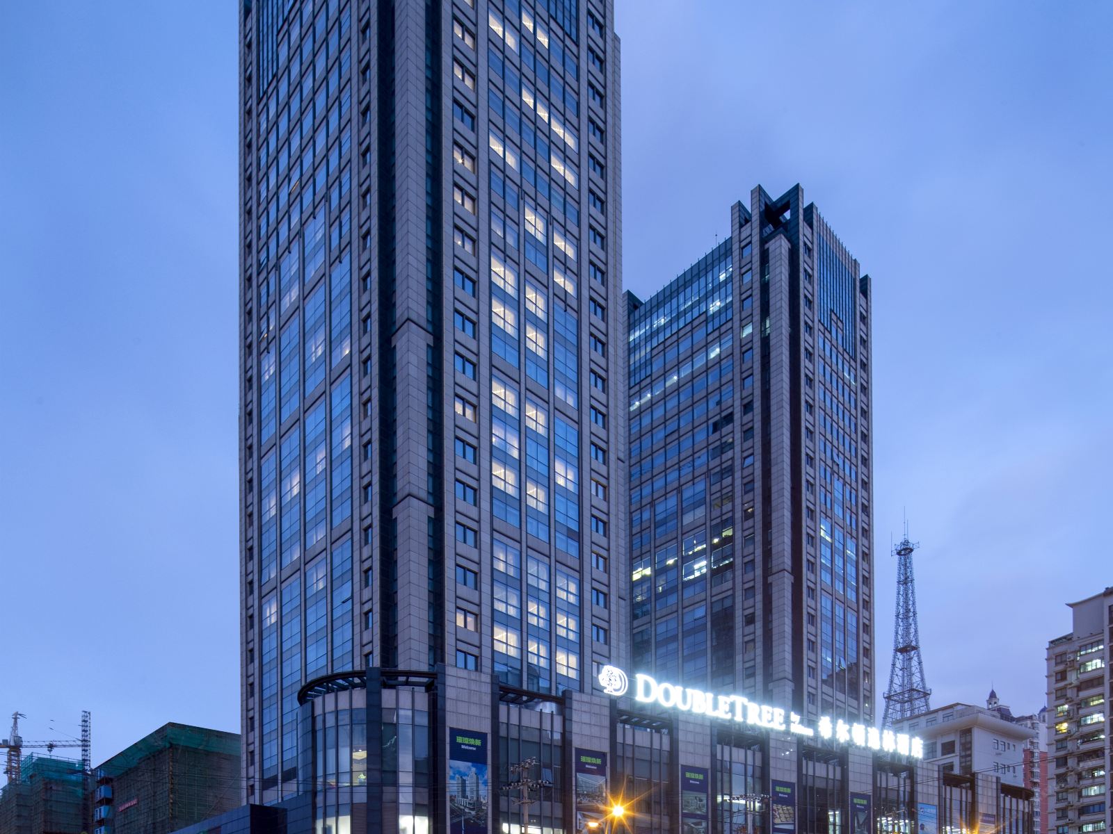 上海静安希尔顿逸林酒店