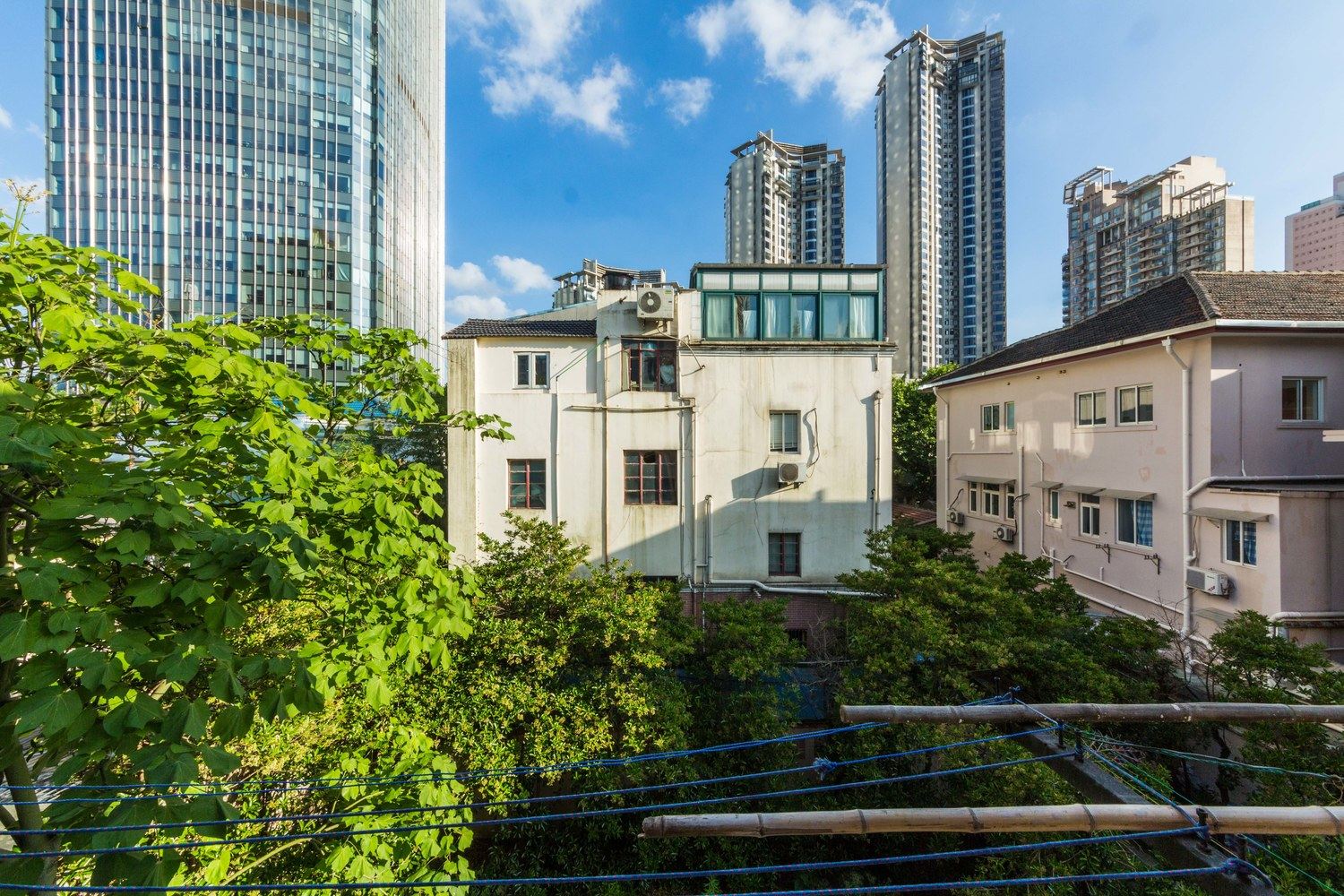 上海市中心大三房带地暖老洋房(长乐路分店)