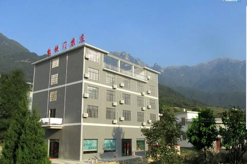 武功山凯旋门农庄