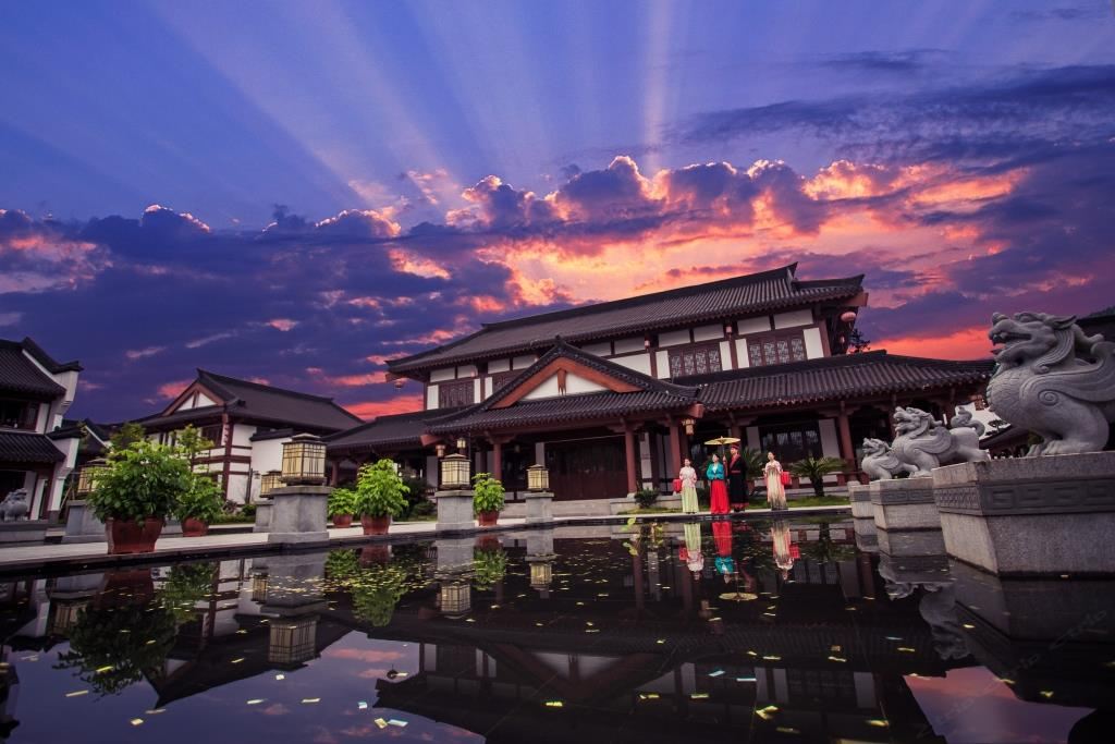 条形码艺术酒店(武夷山汉唐主题店)