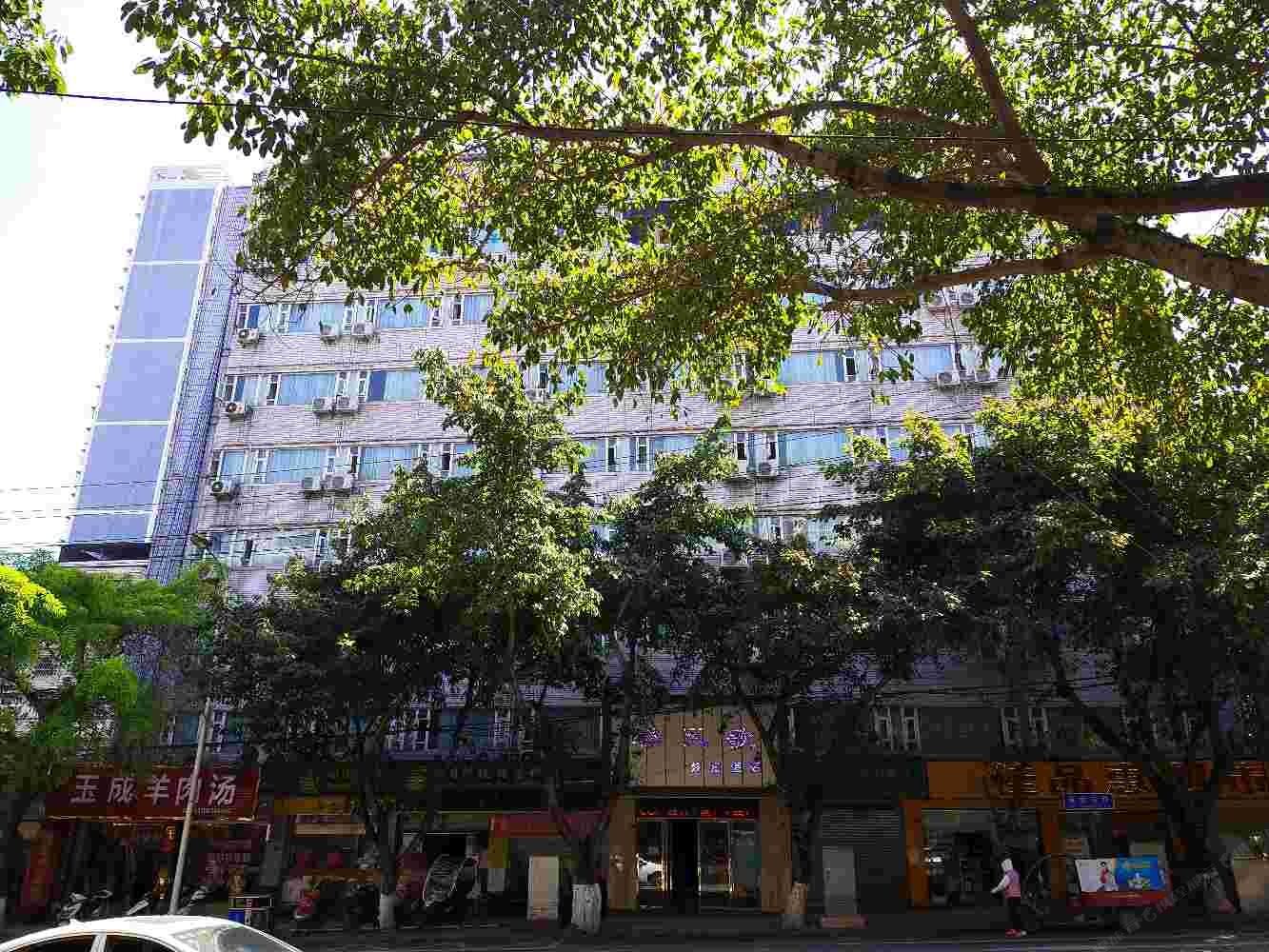 简阳馨天歌快捷酒店