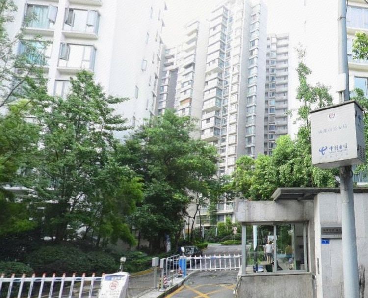成都蕊蕊民宿高新地铁站店