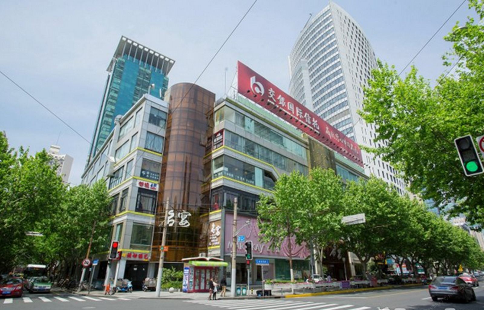 宿适轻奢酒店(上海静安寺地铁站店)