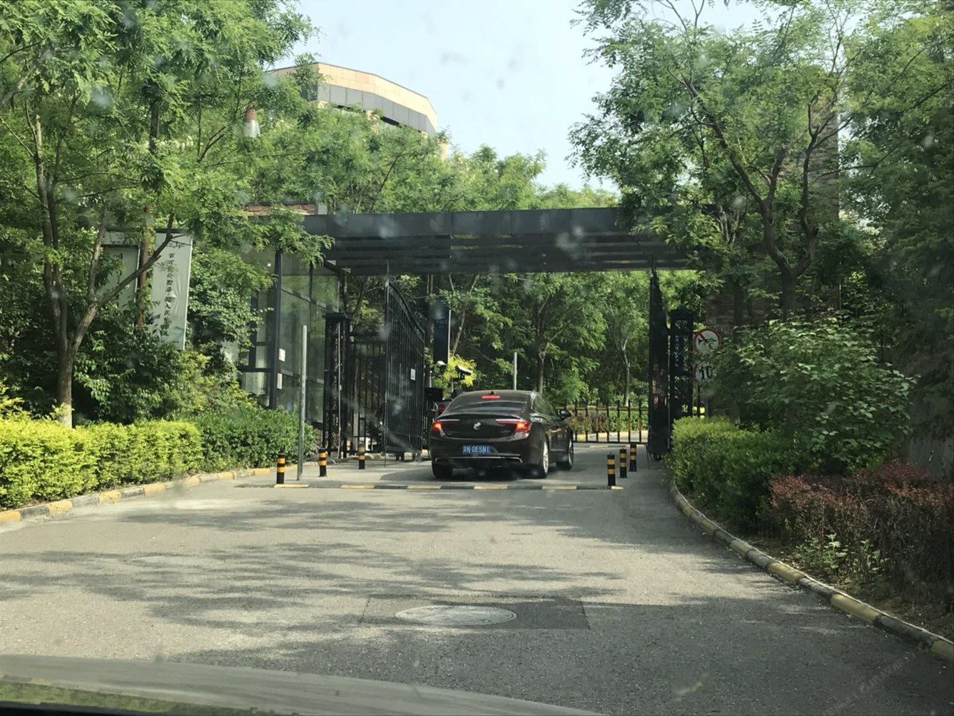 南通优青居公寓(天津滨河西街店)