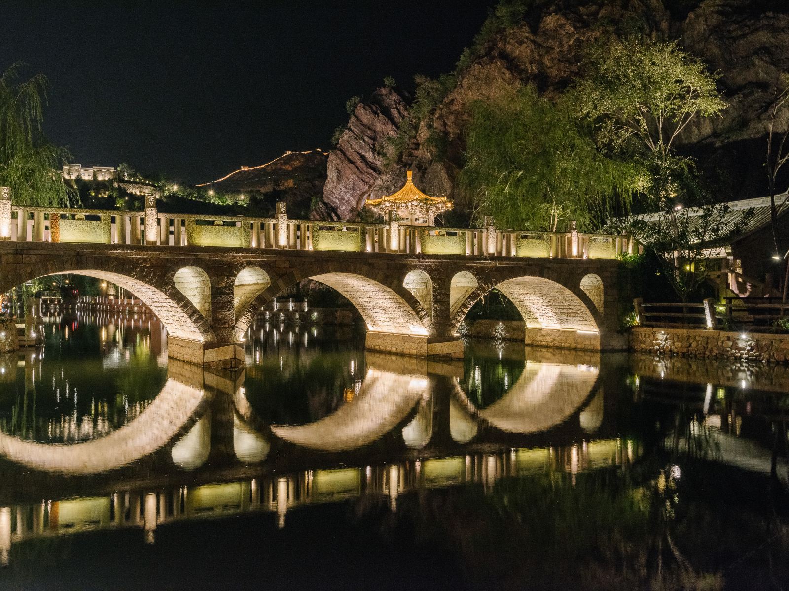 北京桥香居民俗公寓