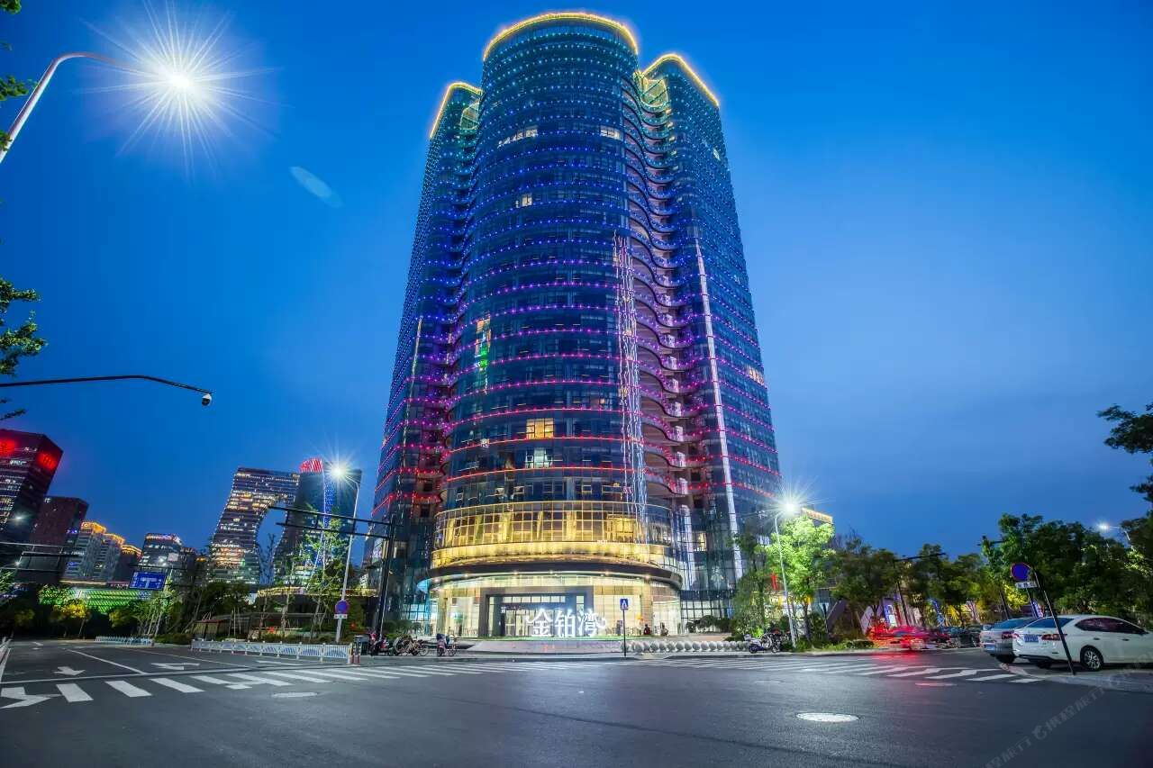 杭州钱塘江畔城市酒店