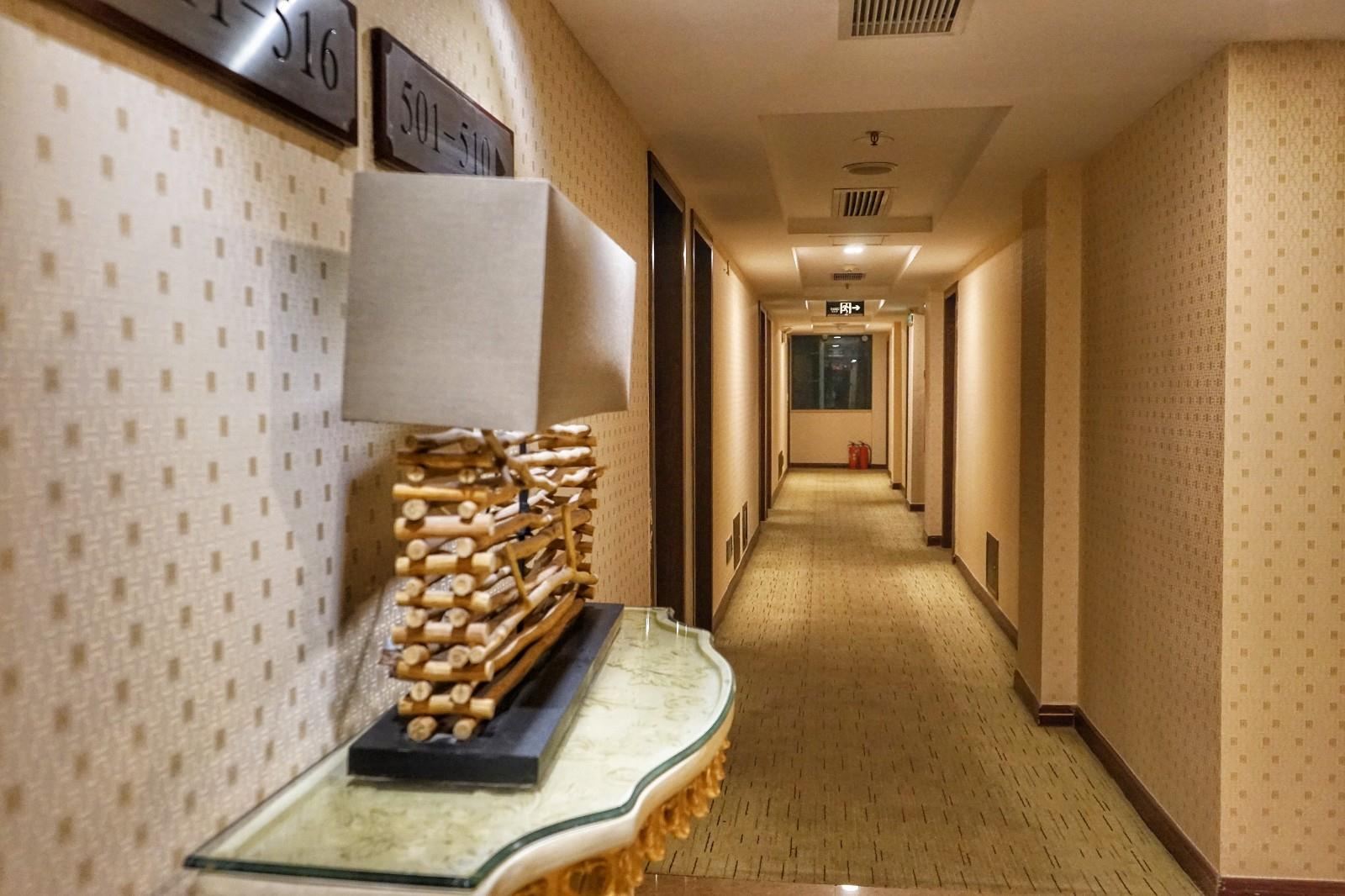 中山鹰皇酒店