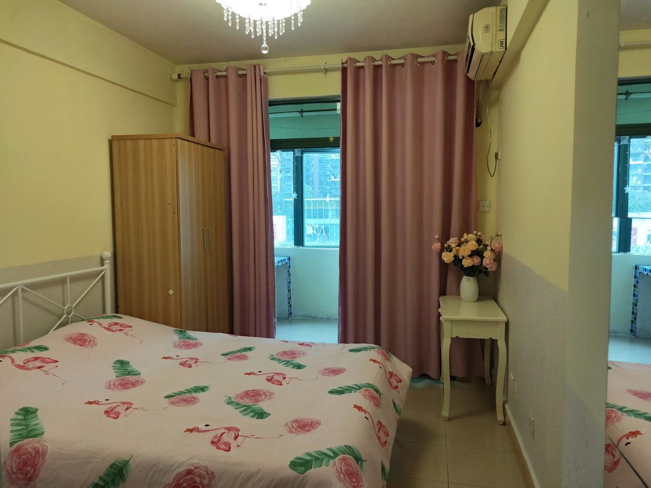 深圳梅子屋公寓