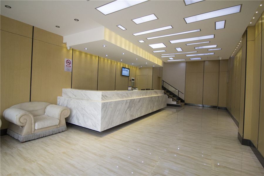 易佰良品酒店(上海松江莘松路店)