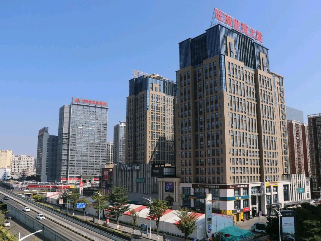 八方连锁酒店（东莞南城步行街店）