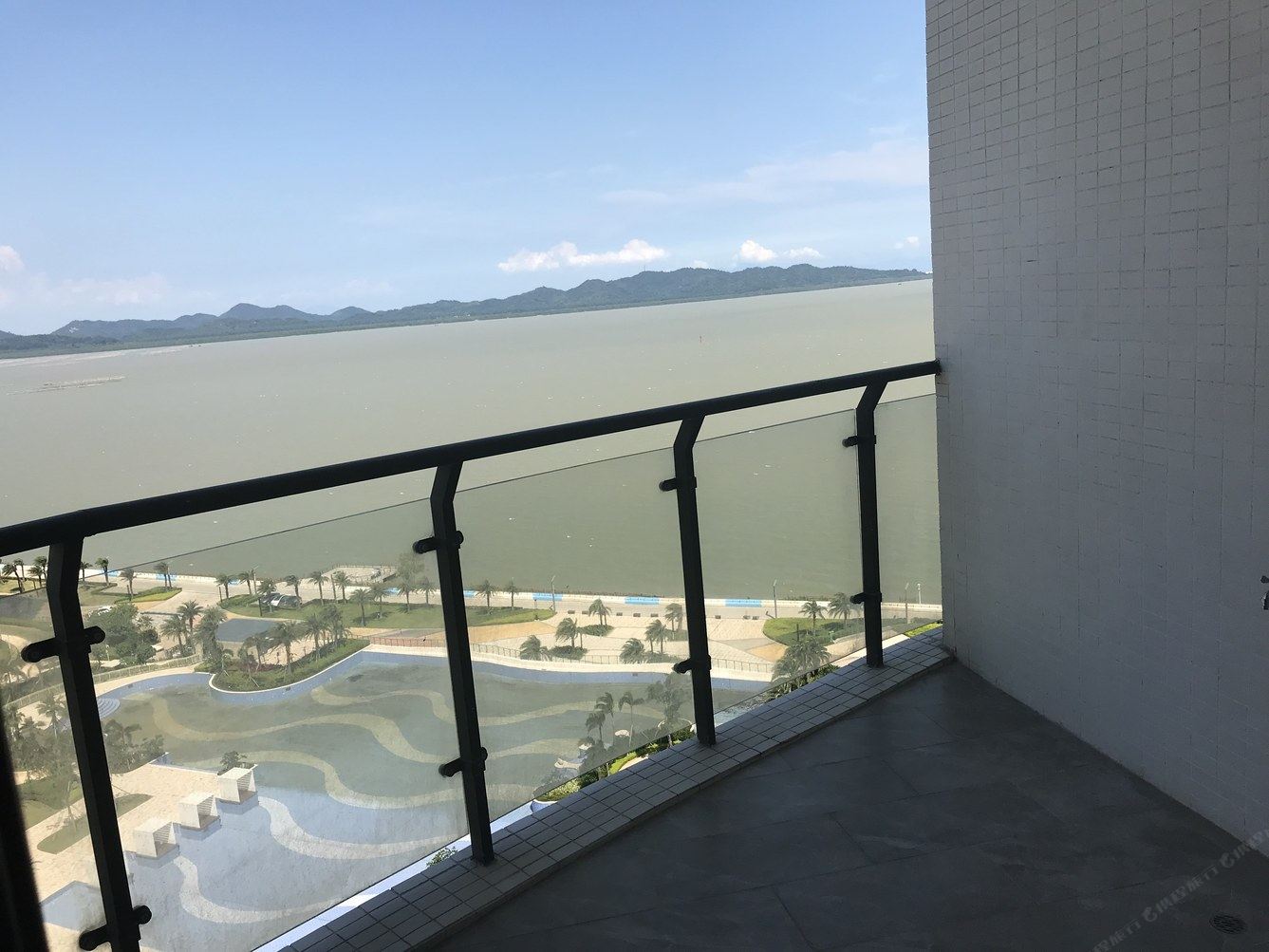 中山大笨熊公寓