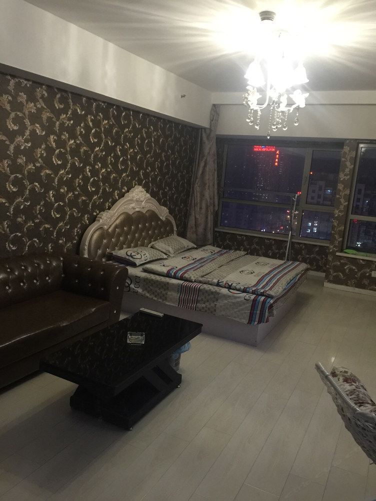 沈阳招财猫主题公寓(乐赳赳儿童主题乐园分店)