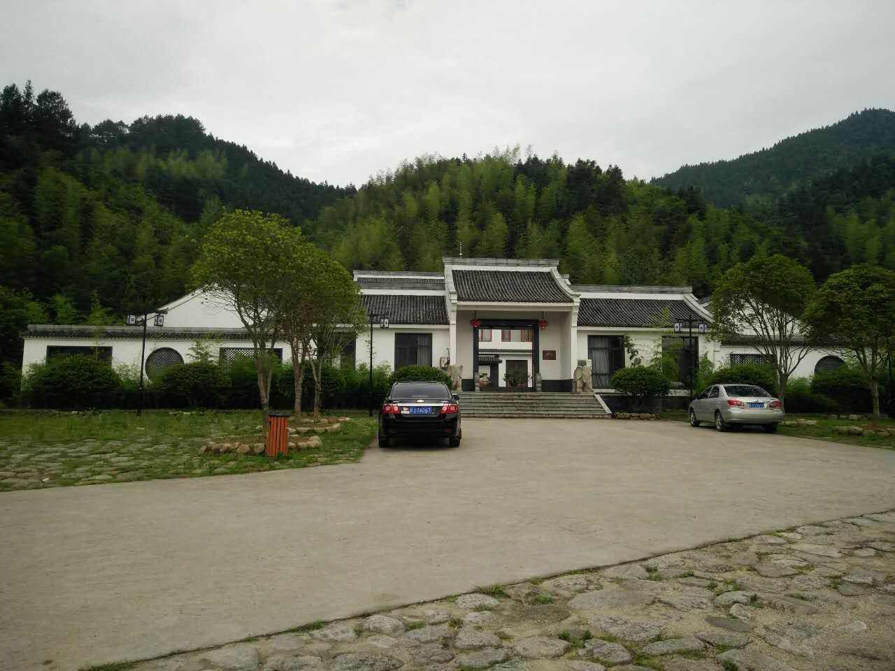 武功山石溪乡村四合院