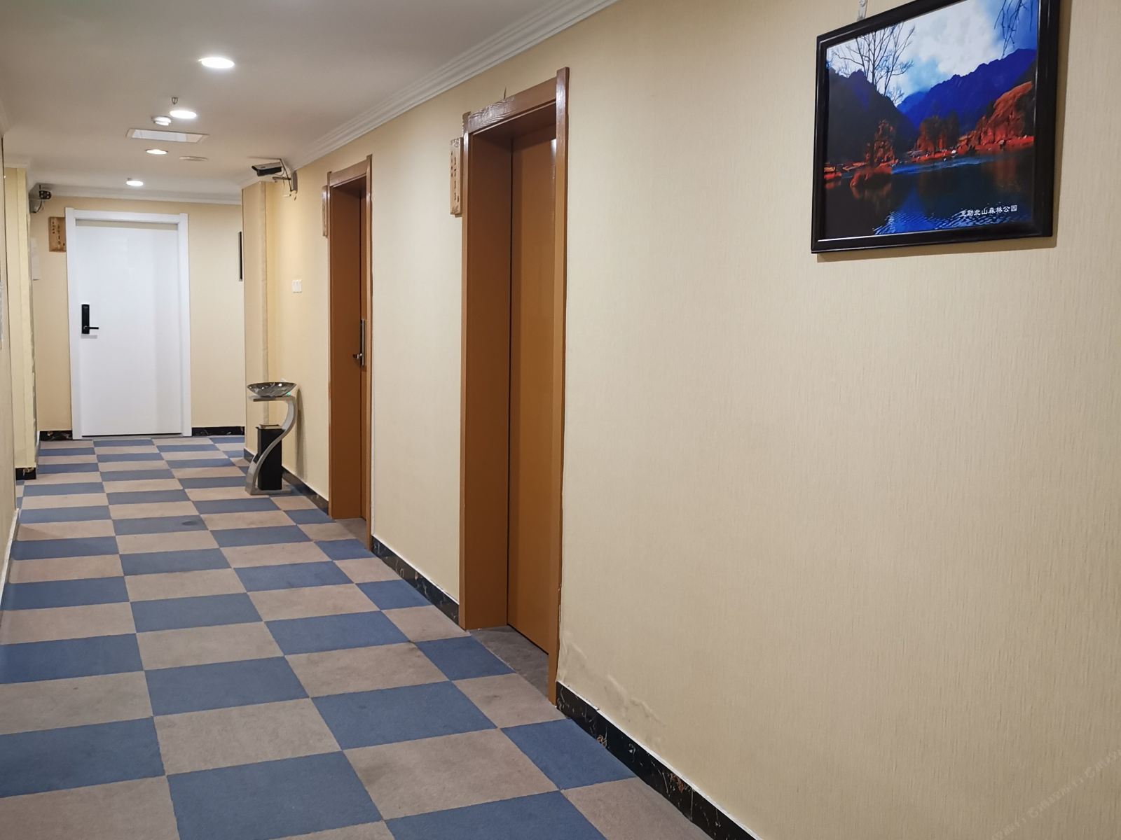 西宁云间格调酒店