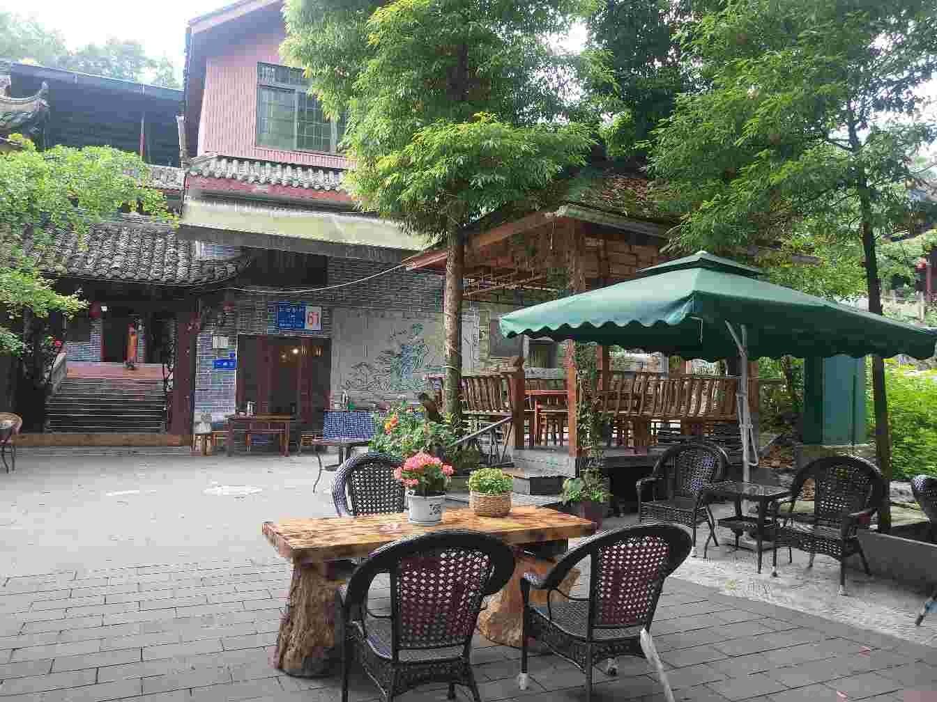 青城山吴家后院