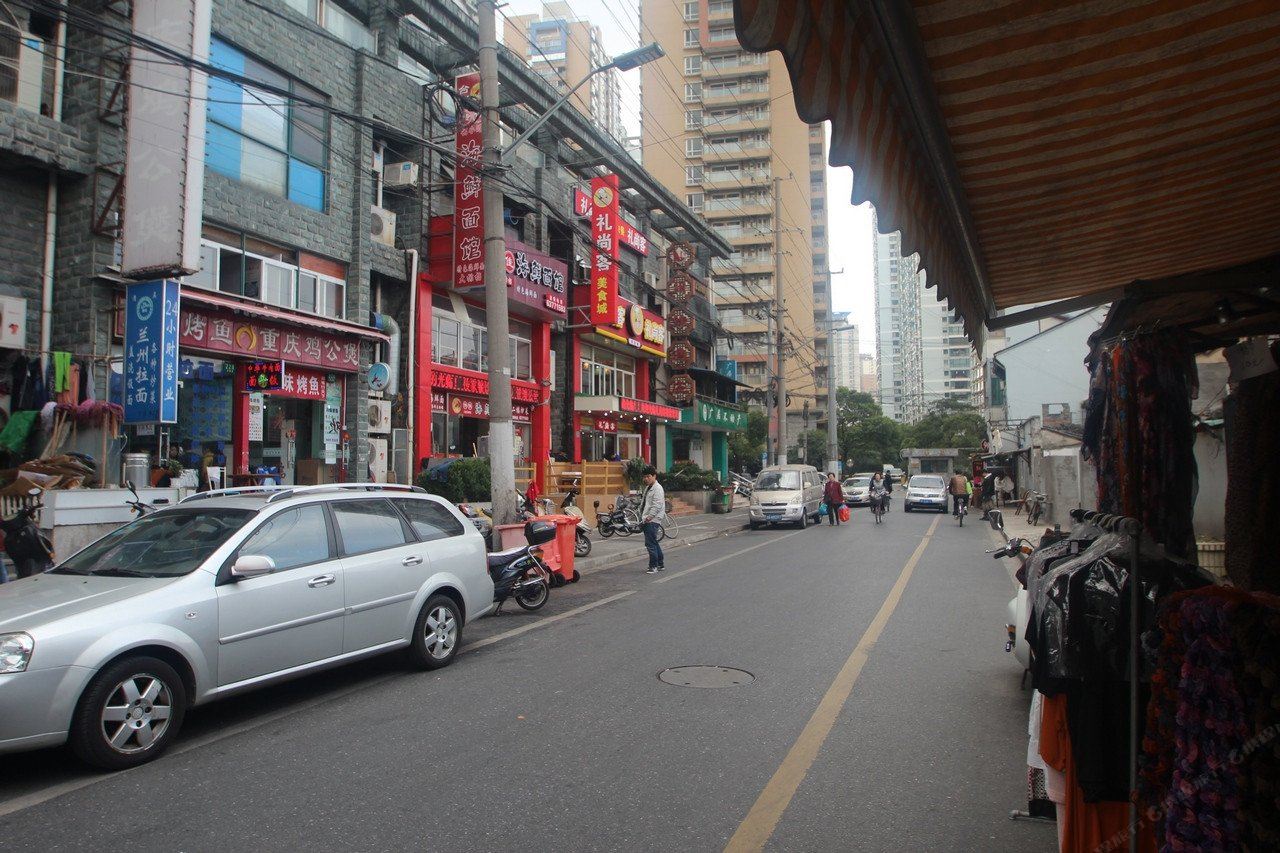 上海莱卡时尚旅店