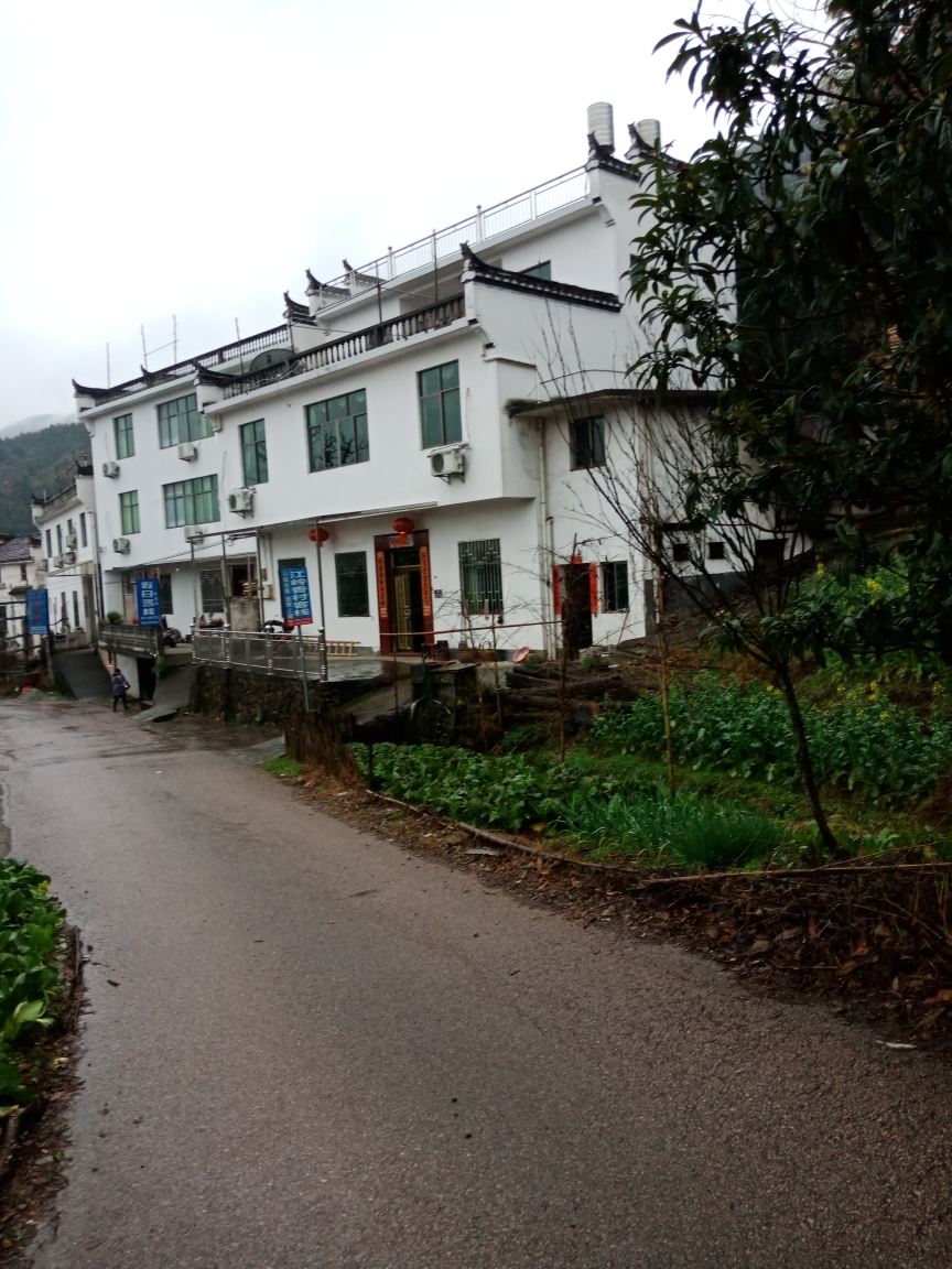 婺源江岭香村客栈