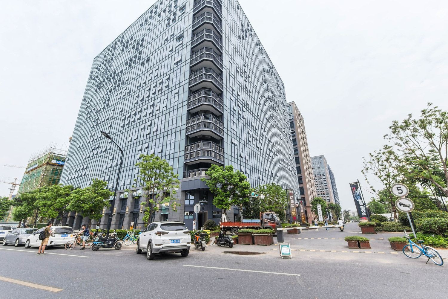 归来酒店式公寓(杭州八方城店)