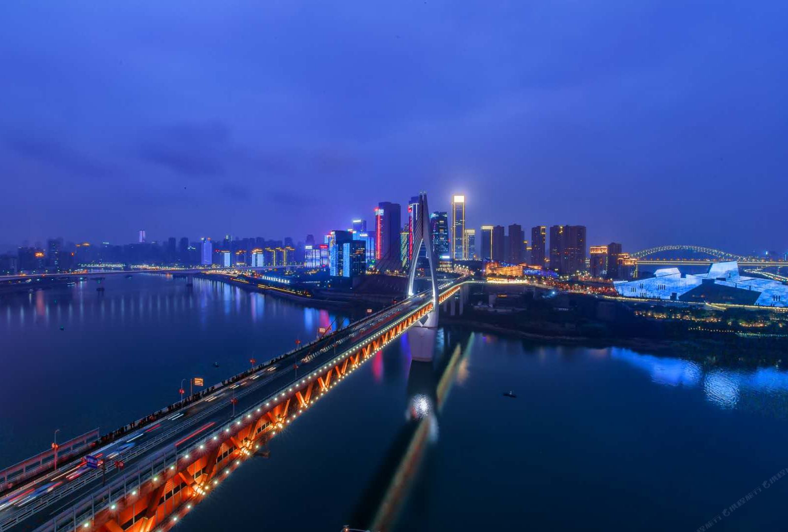 重庆ART·高空全江景公寓