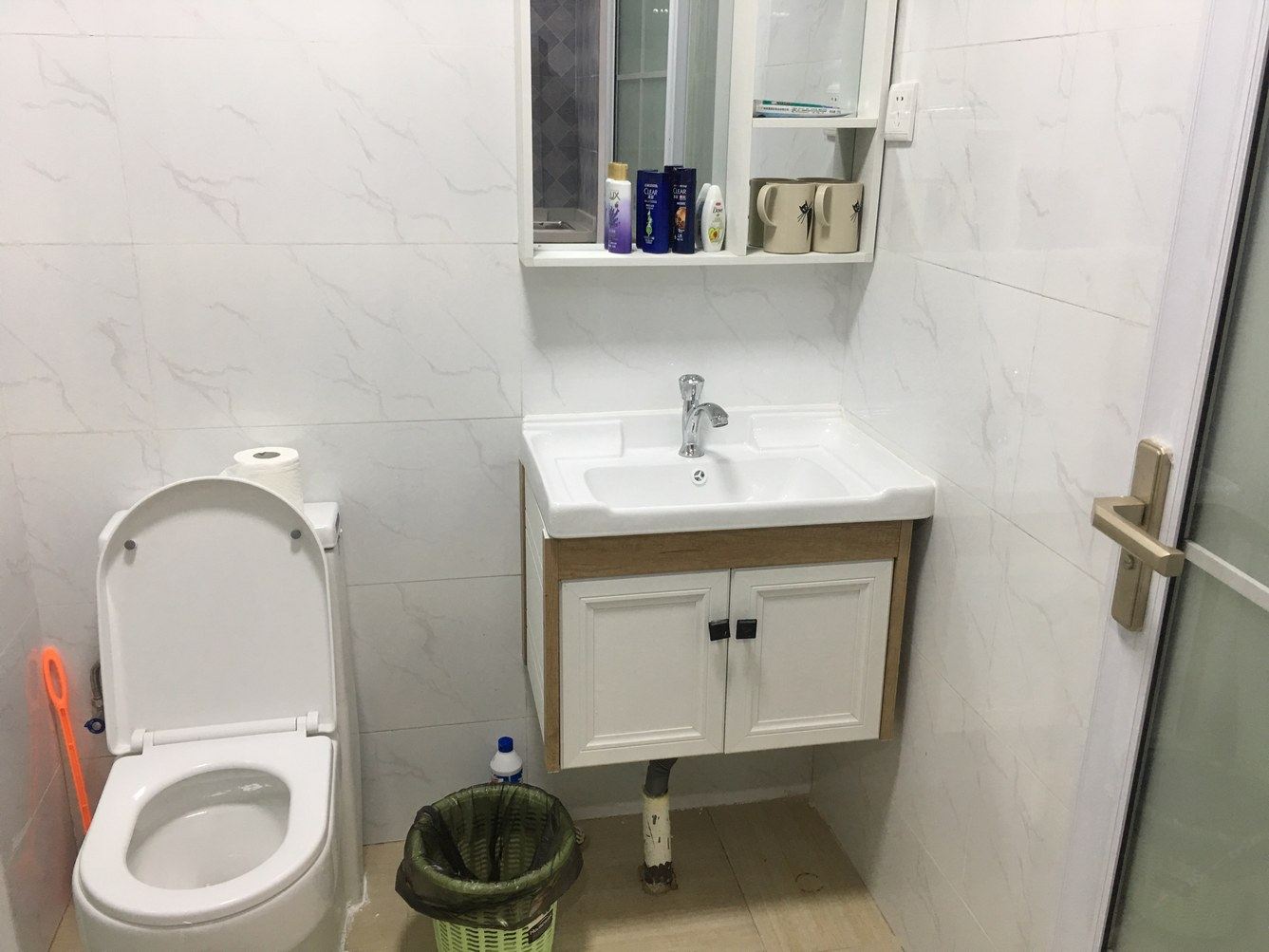 深圳深圳犇犇公寓(宝安大道分店)