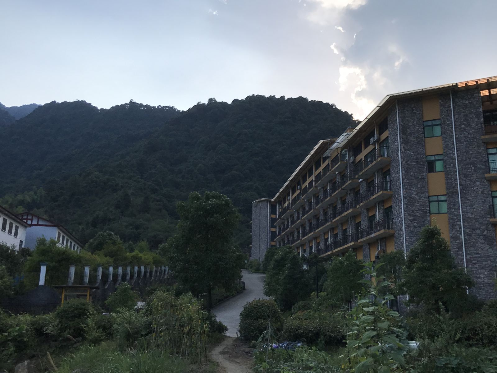 三清山梦幻酒店