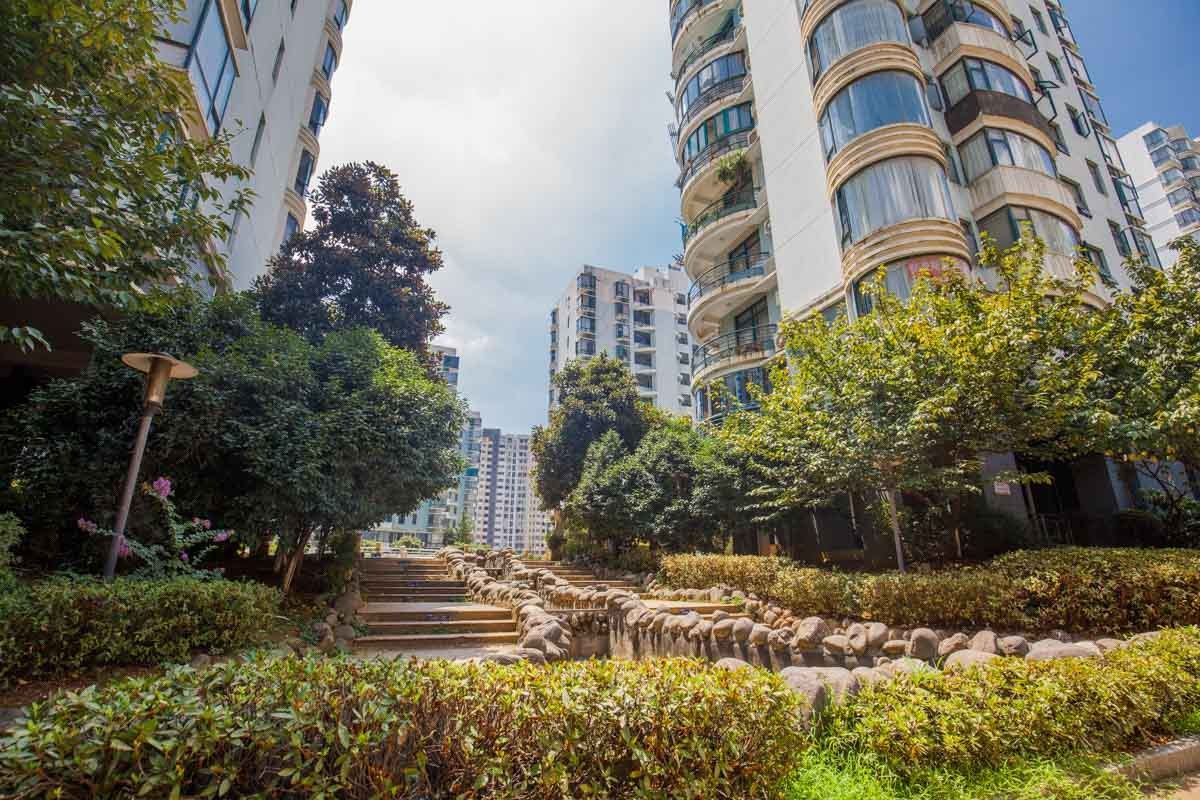 南昌路客BG7710精品民宿