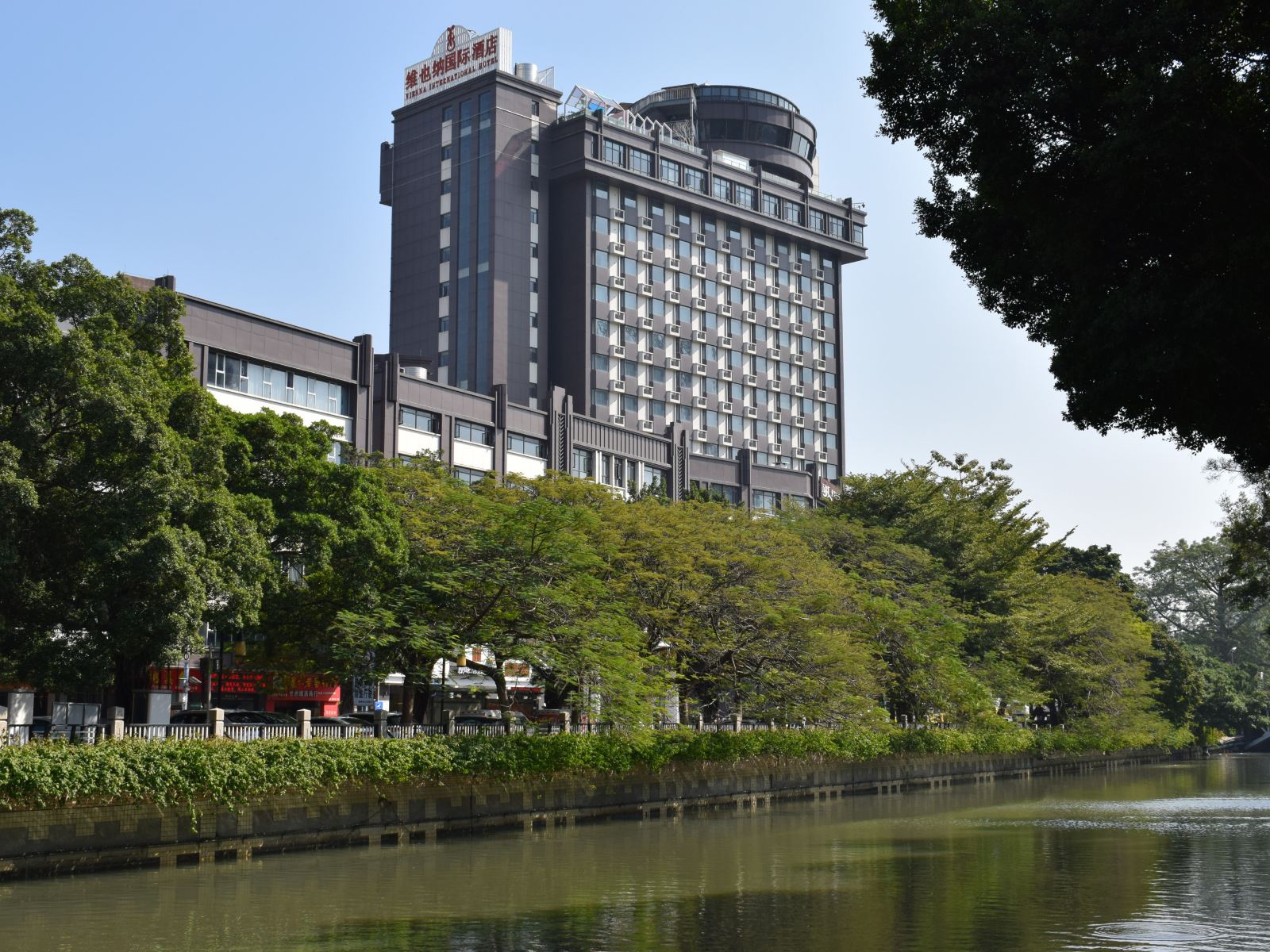 维也纳国际酒店(佛山顺德凤城清晖园店)