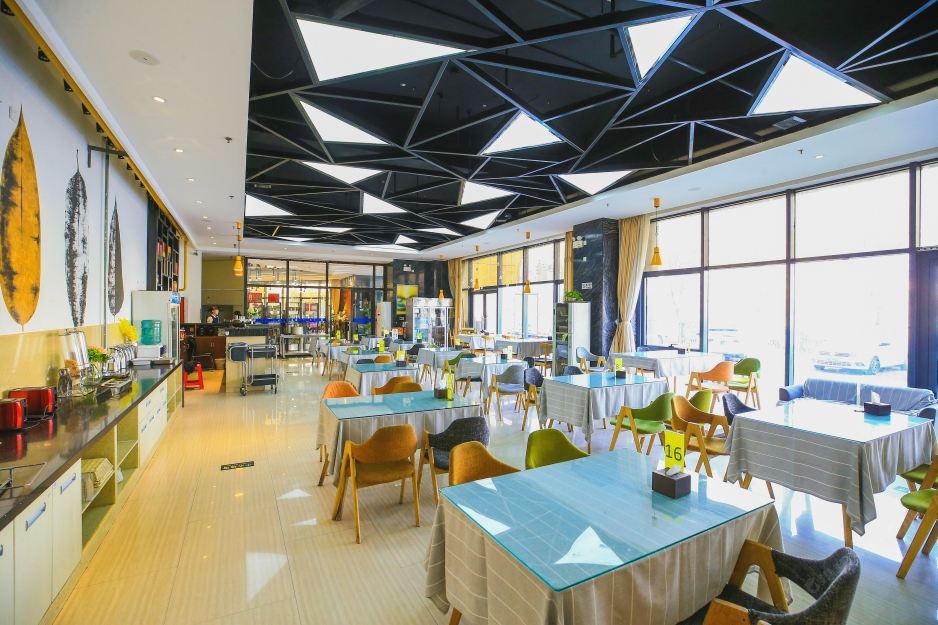 潮曼酒店(北京亦庄店)