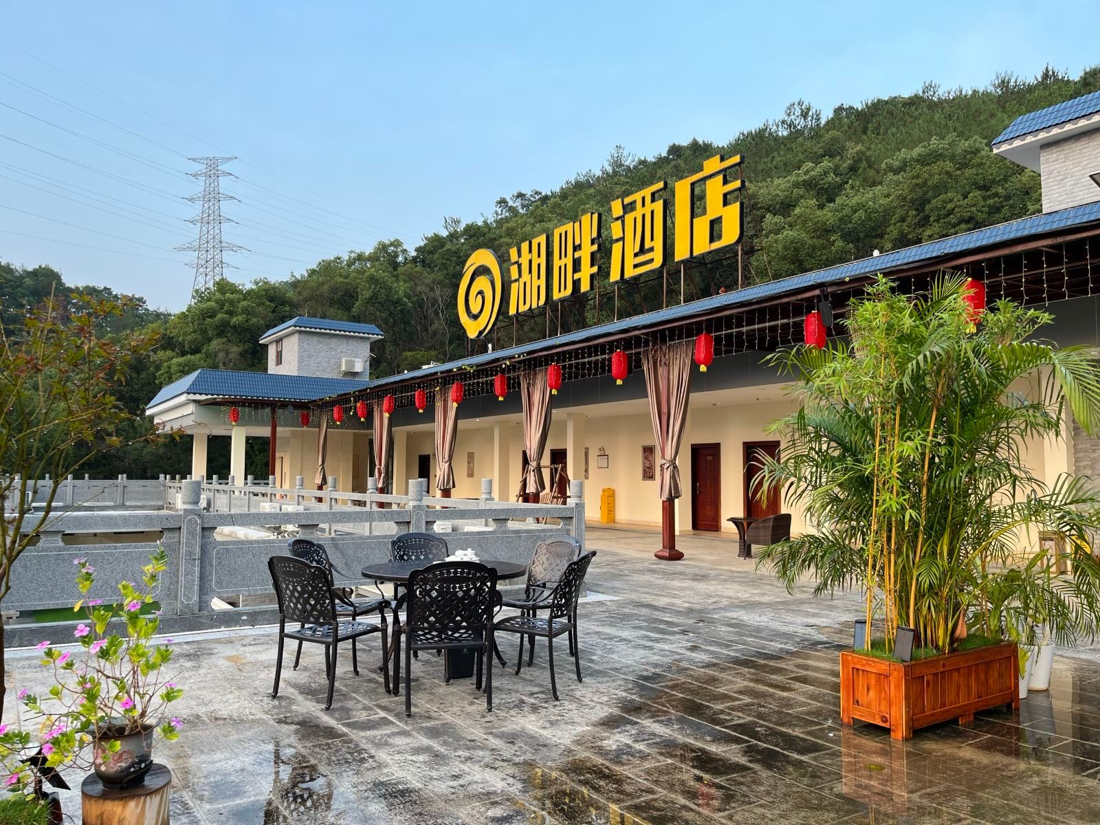 梅州湖畔酒店