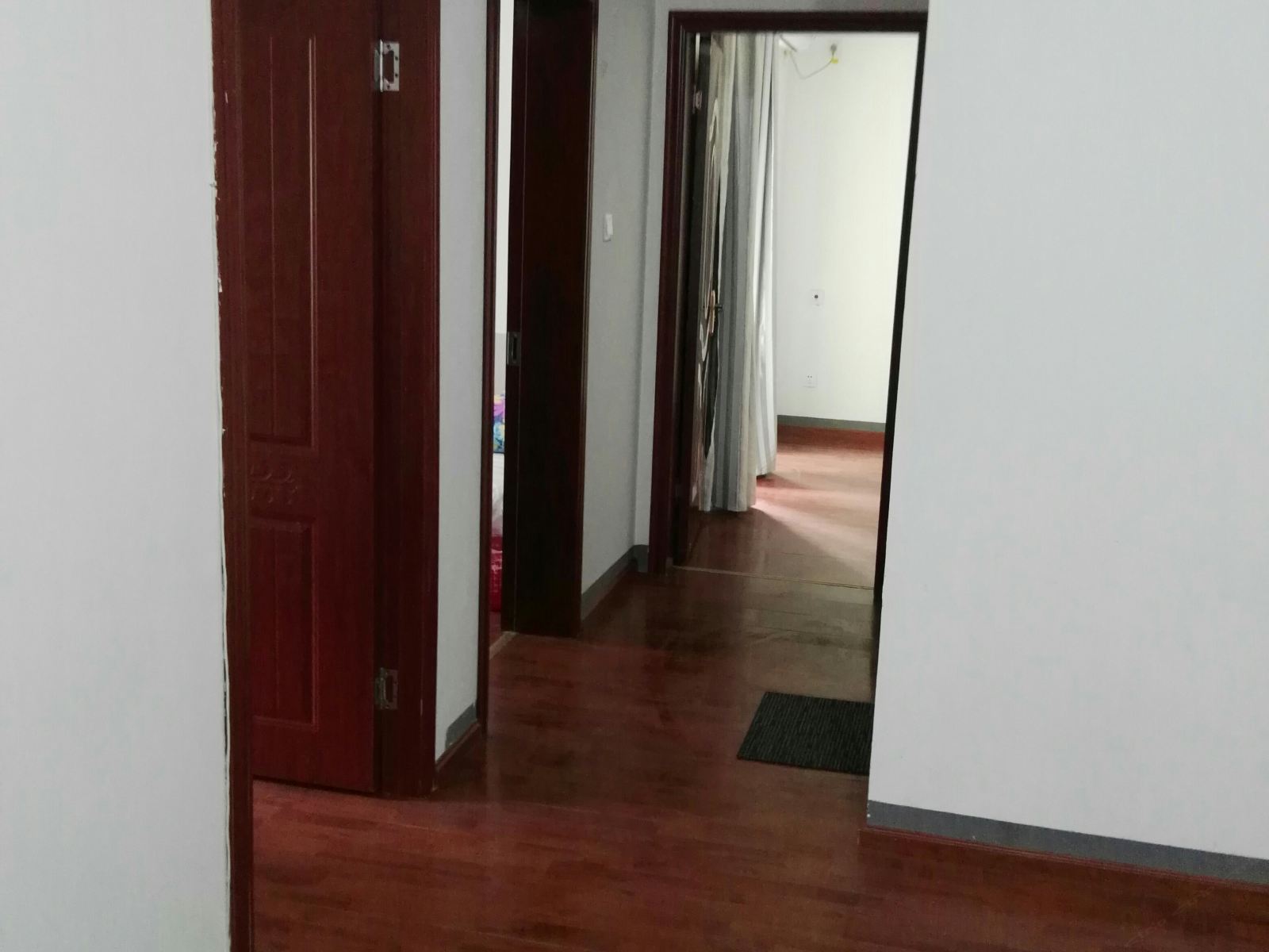 成都回头客青年公寓怡和新城店