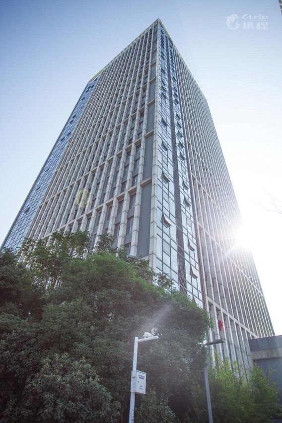 武汉格鲁特主题公寓酒店