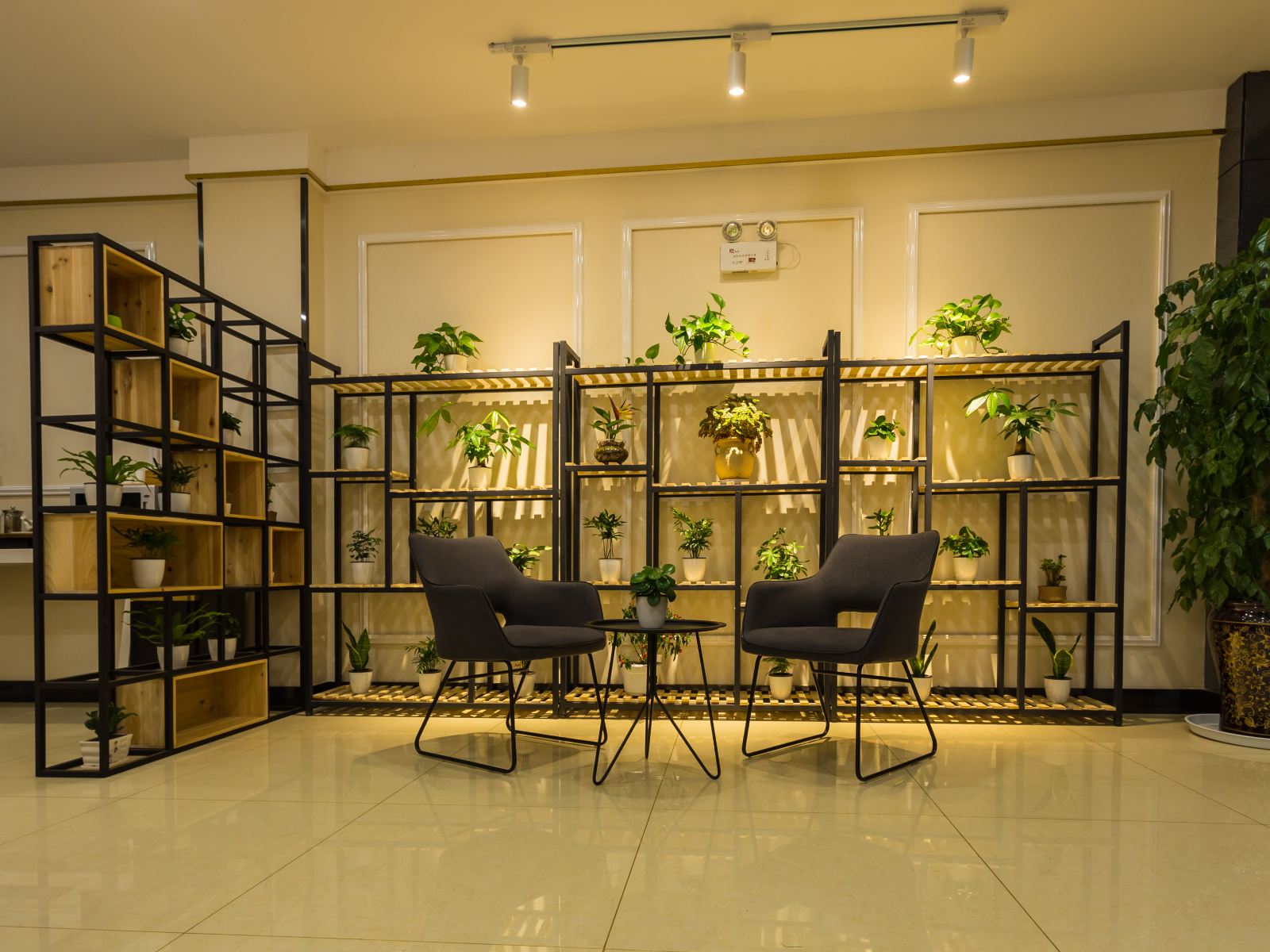 怡莱精品酒店(昆明春城路酒店)