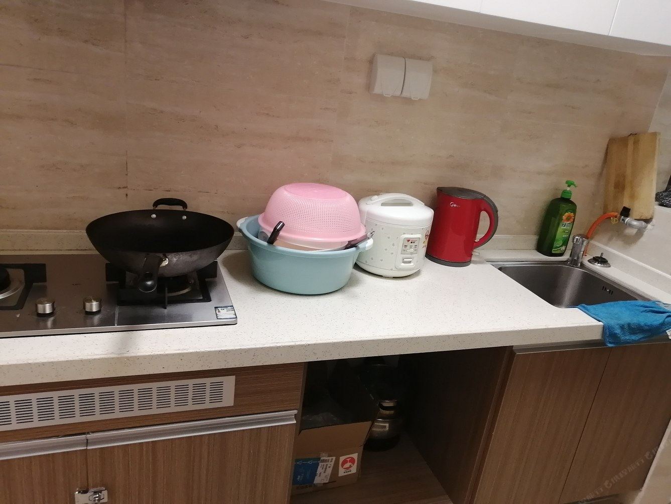 惠州快乐在此家公寓