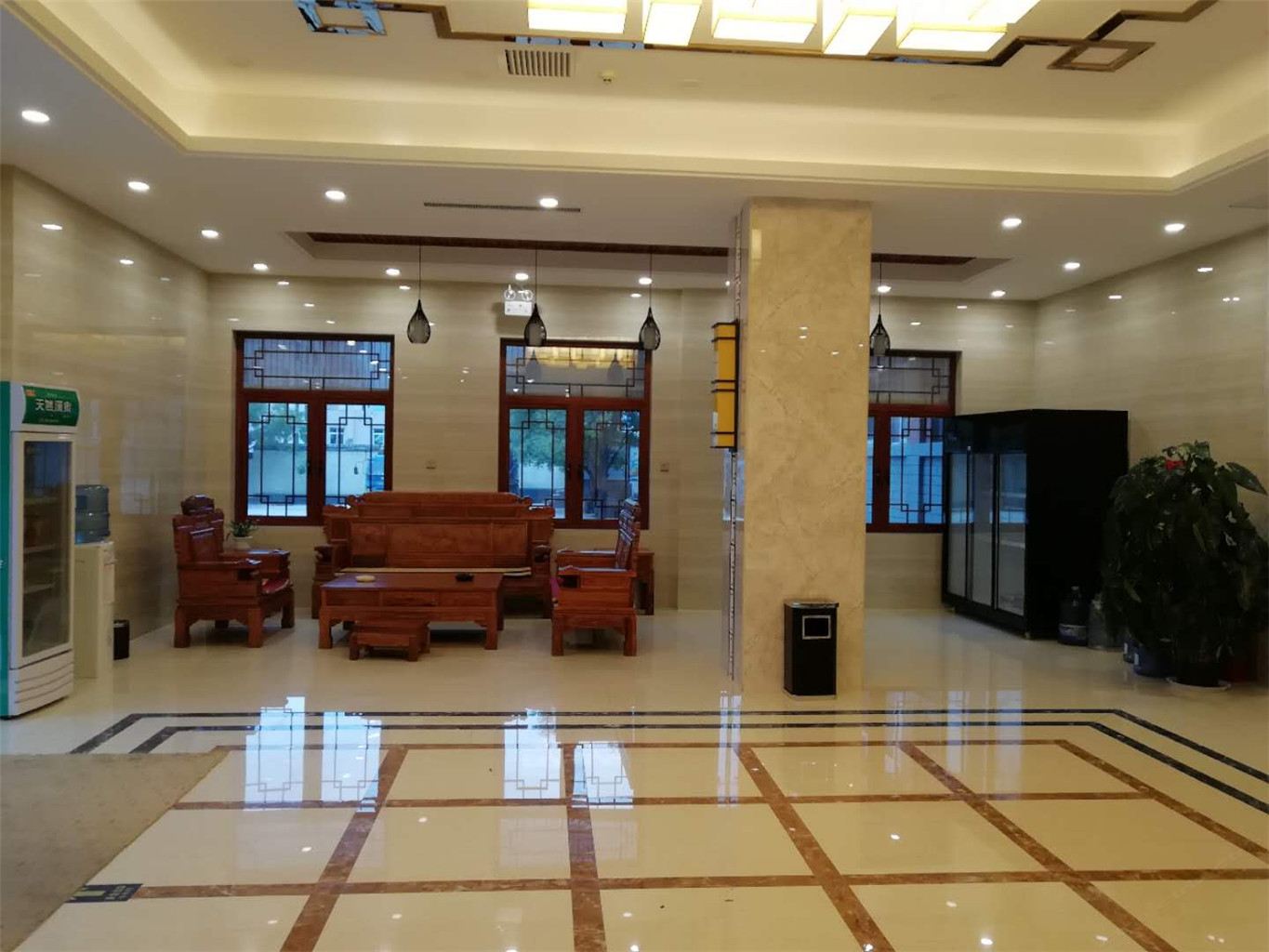 华驿酒店(登封颍河路店)