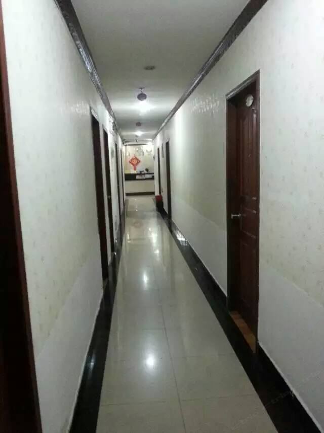 江门金豪商务酒店